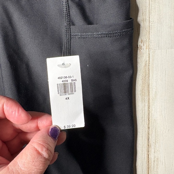 Old Navy Active Powersoft High Rise Leggings 7/8 Length Black Size 4X NWT! - Picture 2 of 16